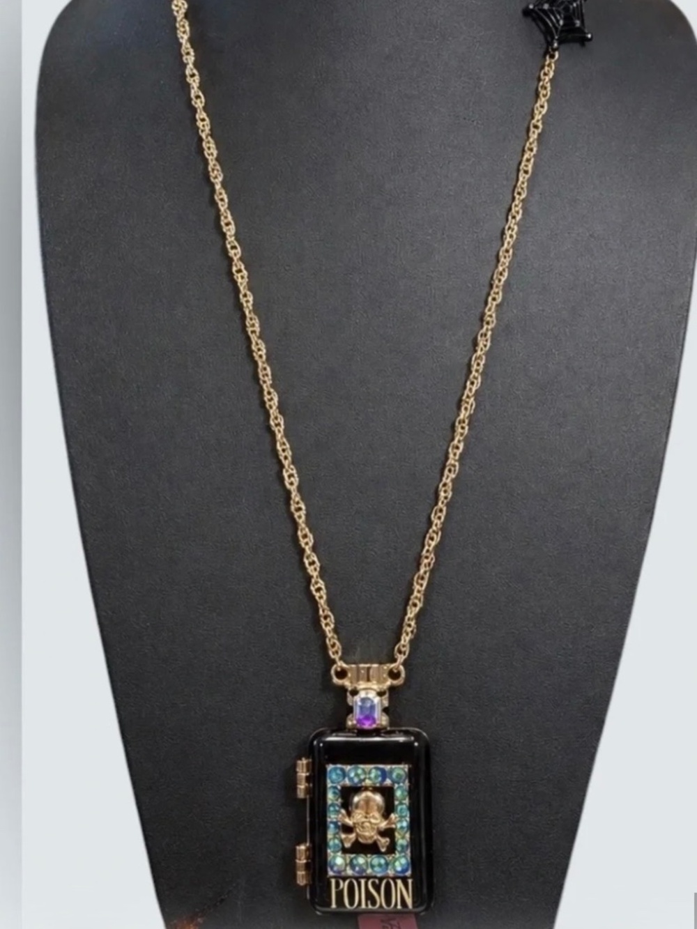 BNWT HTF Betsey Johnson NWT Poison Bottle Long Pendant Necklace